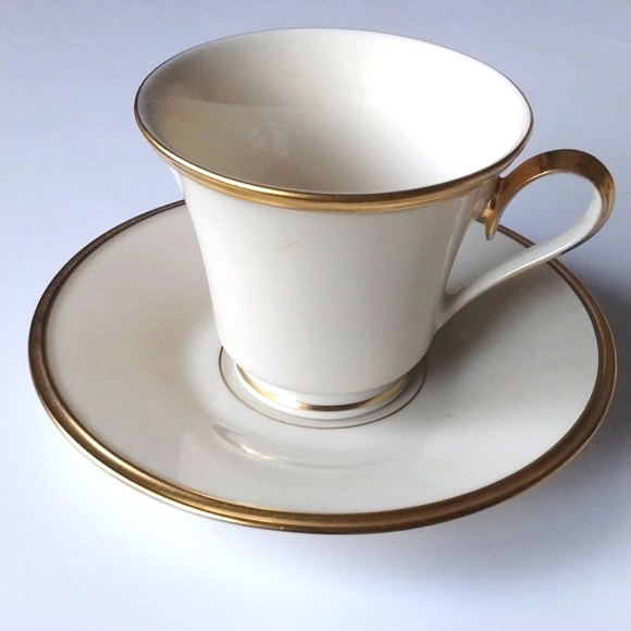 Lenox China Dinnerware 5 Piece ETERNAL GOLD Trim On Bone China - Picture 6 of 8